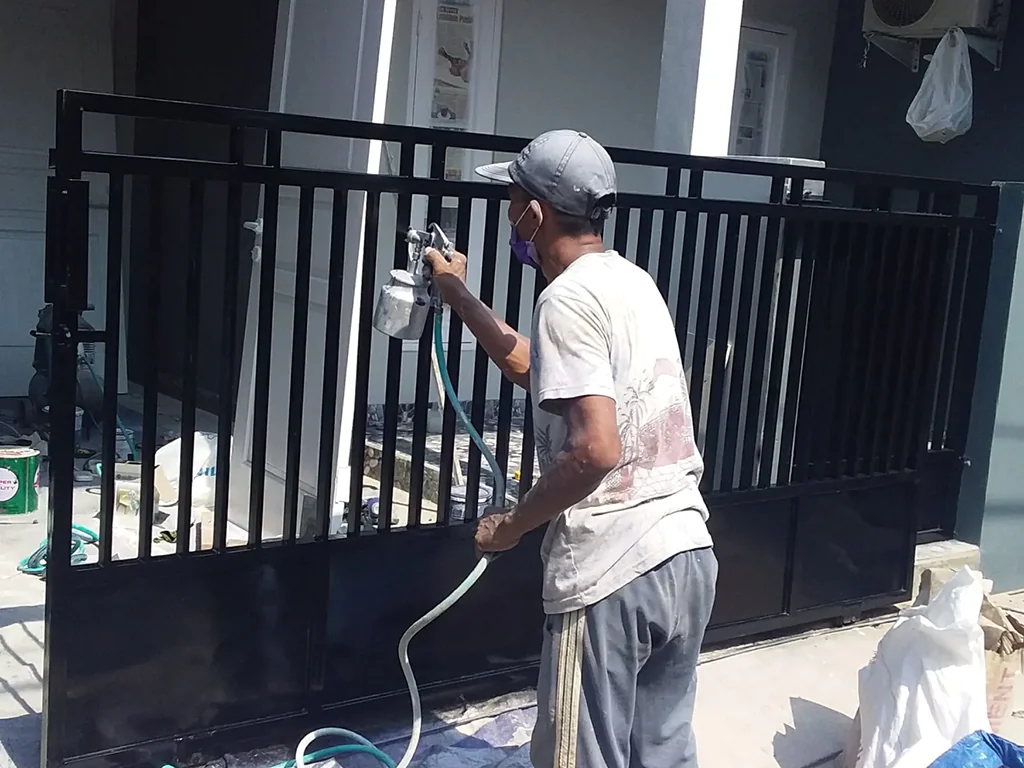 Jasa Pembuatan Pagar dan Railing Tangga Terbaik